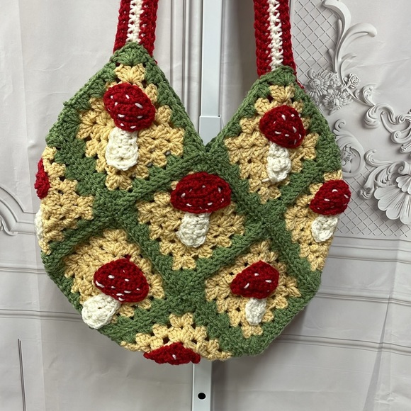 Handmade crocheted mushroom granny square crossbody handbag purse - Picture 4 of 7